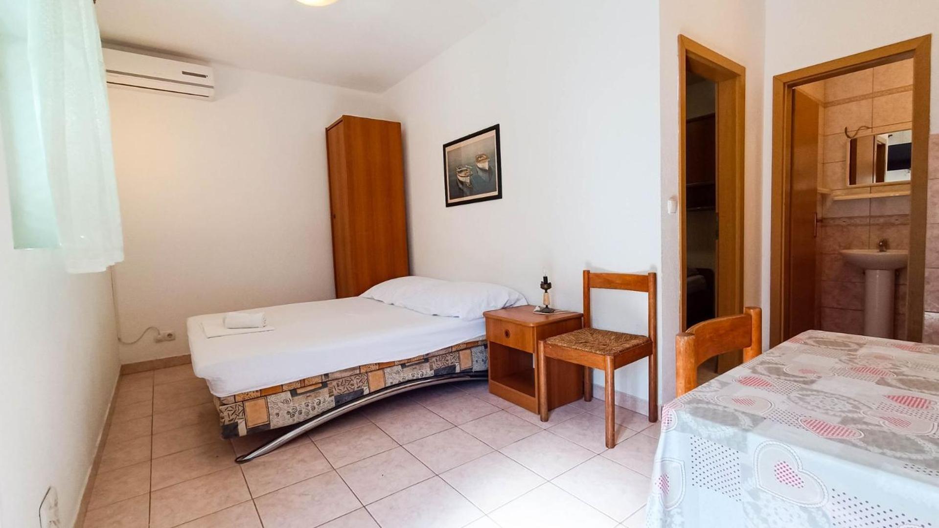 Ines - 15 Meters From The Apartment